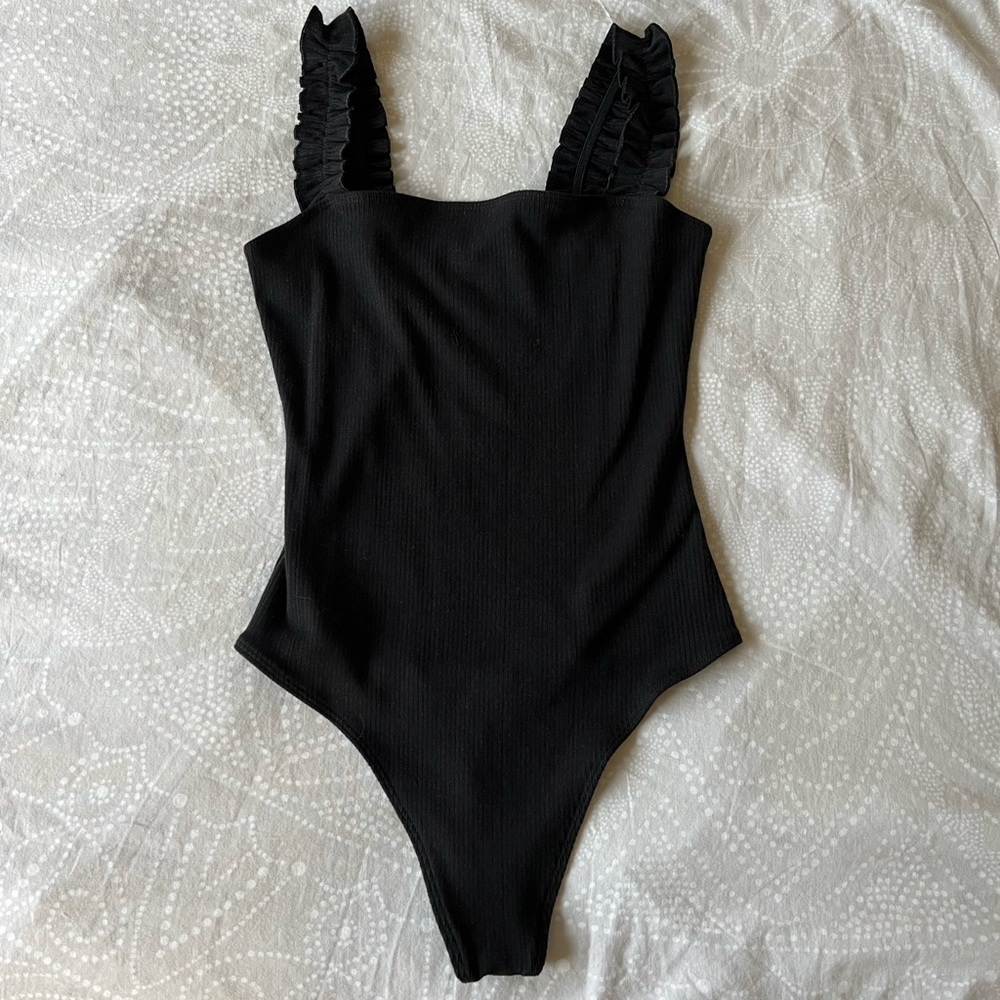 Aritzia Sunday Best Firecracker Bodysuit
